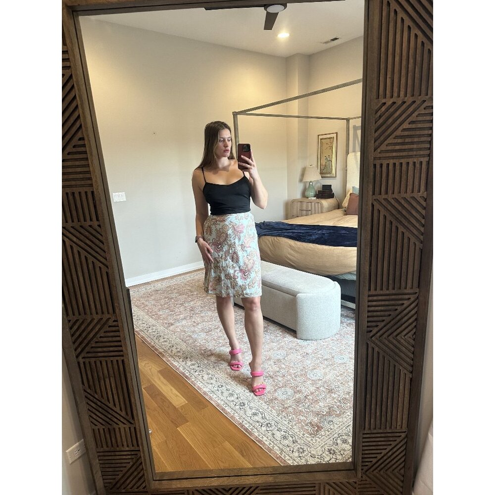 Tommy Hilfiger Light Blue Paisley Skirt Size 8 Pink Brown Detail